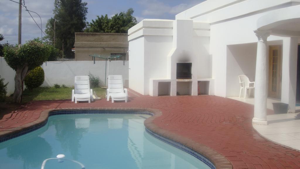 Maison Calme Gaborone Exterior photo