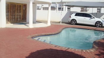 Maison Calme Gaborone Exterior photo